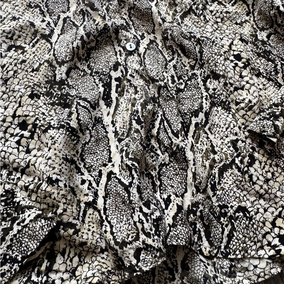 SUMMER COLLECTION VINTAGE 100% SILK Snake Skin Lightweight Shirt with Collar - Picture 5 of 5